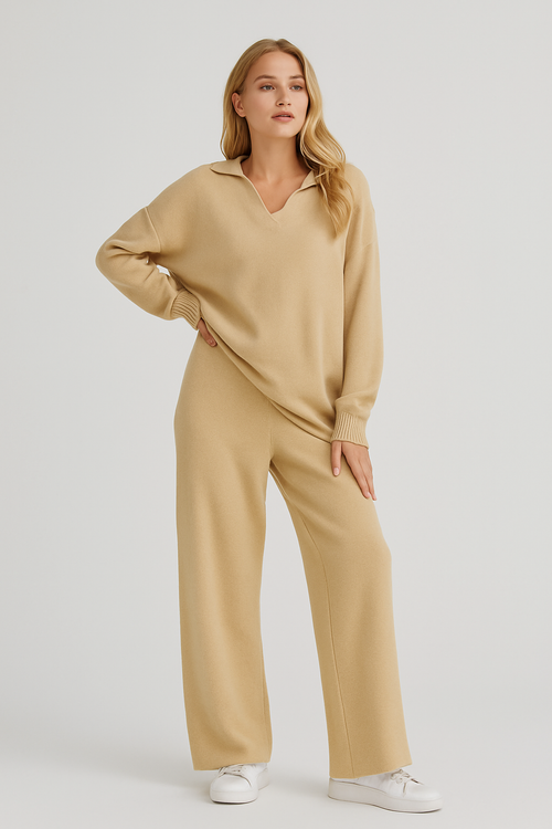 "Calme assuré" – Ensemble pull col ouvert et pantalon fluide